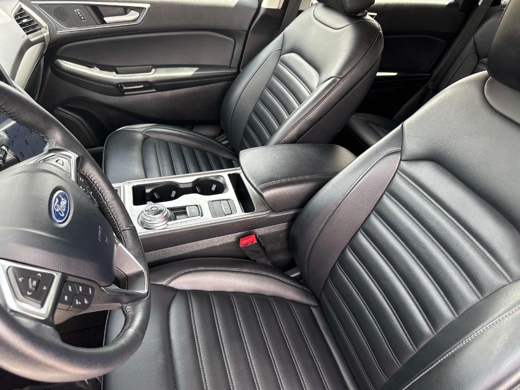 used 2024 Ford Edge car, priced at $20,595