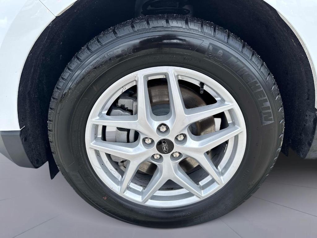 used 2024 Ford Edge car, priced at $20,595