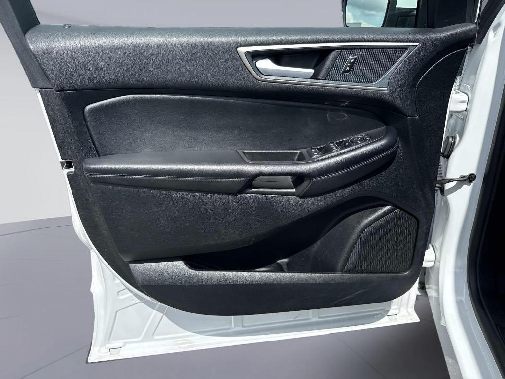 used 2024 Ford Edge car, priced at $20,595