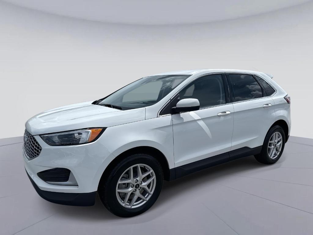 used 2024 Ford Edge car, priced at $20,595