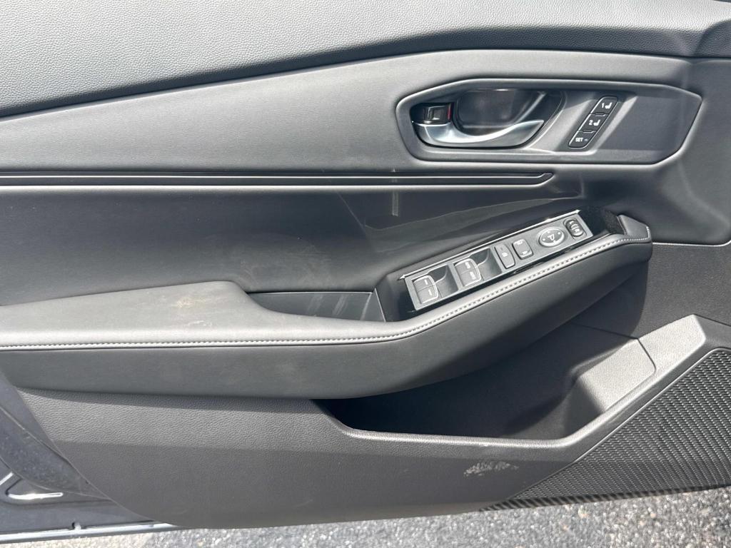 new 2025 Honda Accord Hybrid car, priced at $40,450