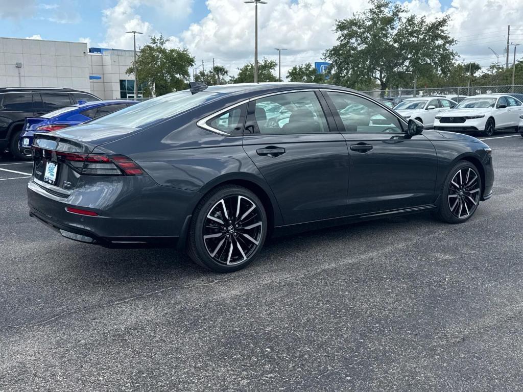 new 2025 Honda Accord Hybrid car, priced at $40,450