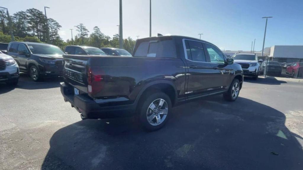 new 2025 Honda Ridgeline car, priced at $44,375