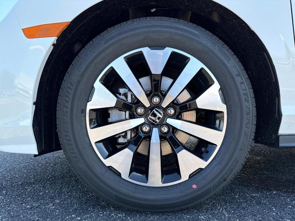 new 2026 Honda Odyssey car, priced at $44,745