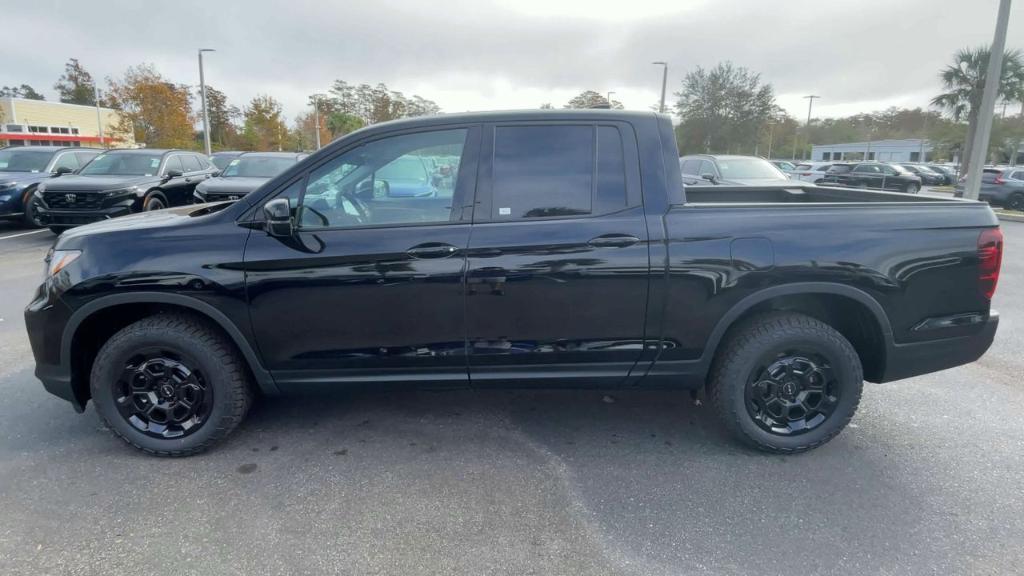 new 2025 Honda Ridgeline car, priced at $43,445