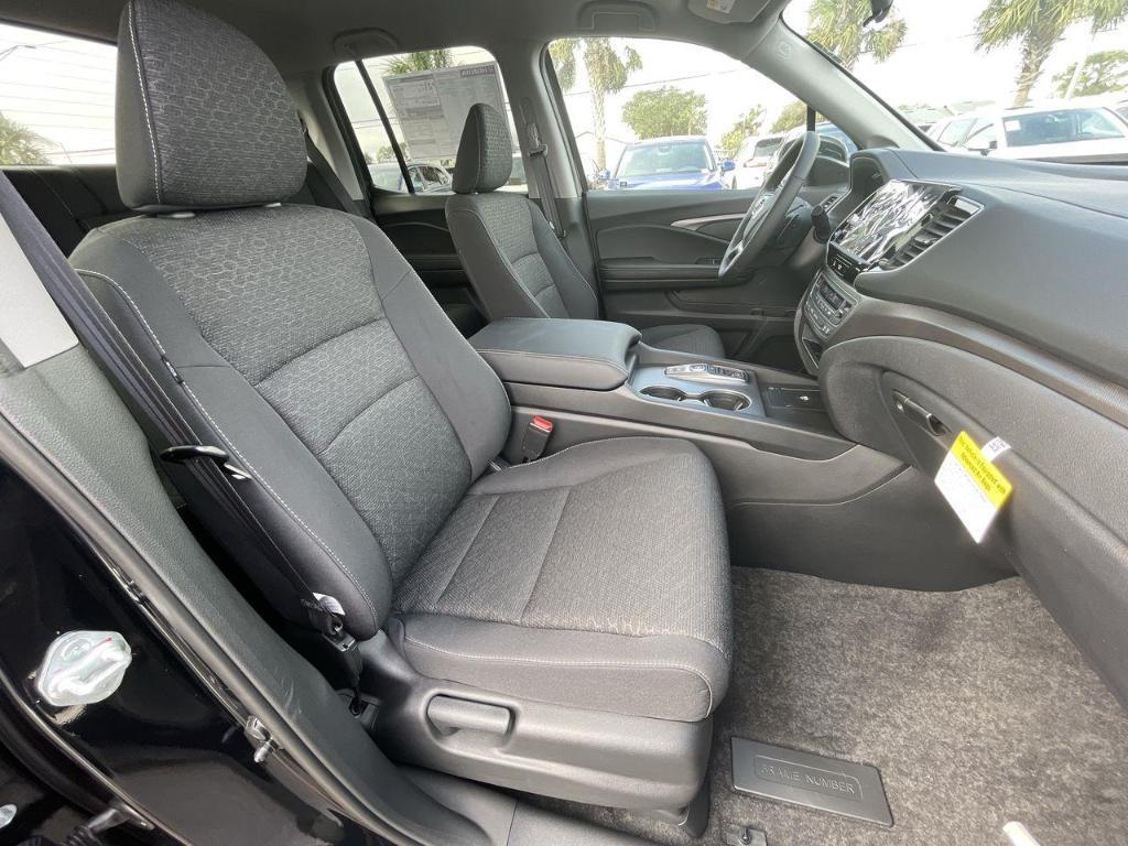 new 2025 Honda Ridgeline car, priced at $43,445