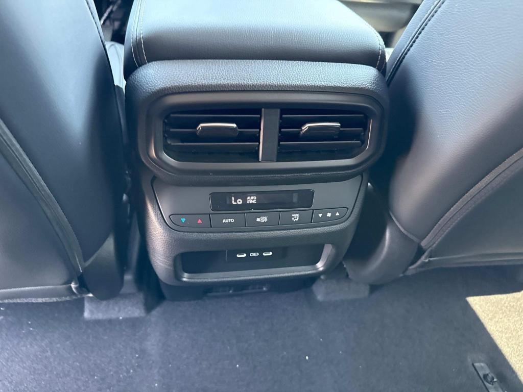 new 2025 Honda Pilot car, priced at $47,505