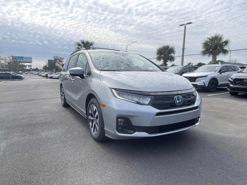 new 2025 Honda Odyssey car, priced at $44,700