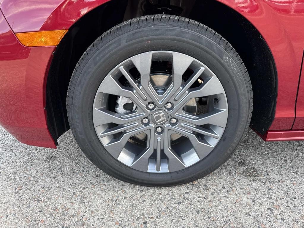 new 2026 Honda Odyssey car, priced at $49,810