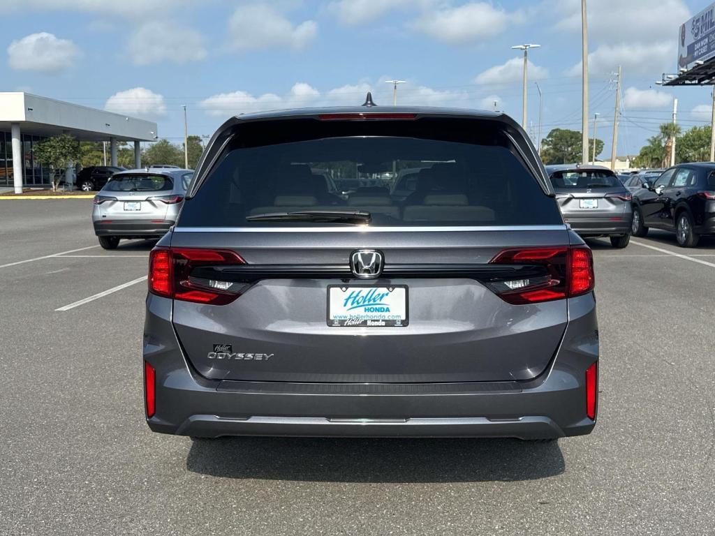 new 2025 Honda Odyssey car, priced at $43,670
