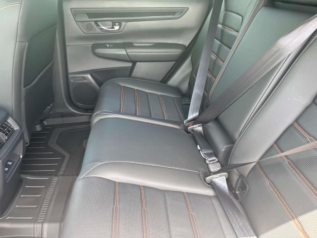 new 2026 Honda CR-V Hybrid car, priced at $40,575