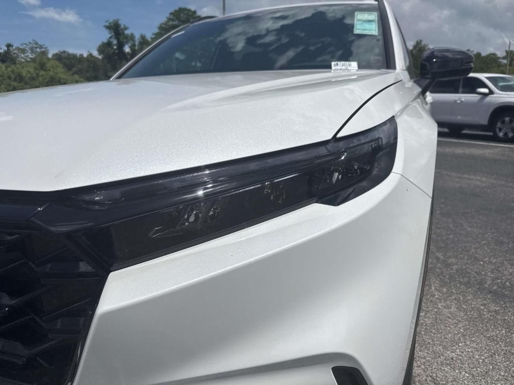 new 2026 Honda CR-V Hybrid car, priced at $40,575