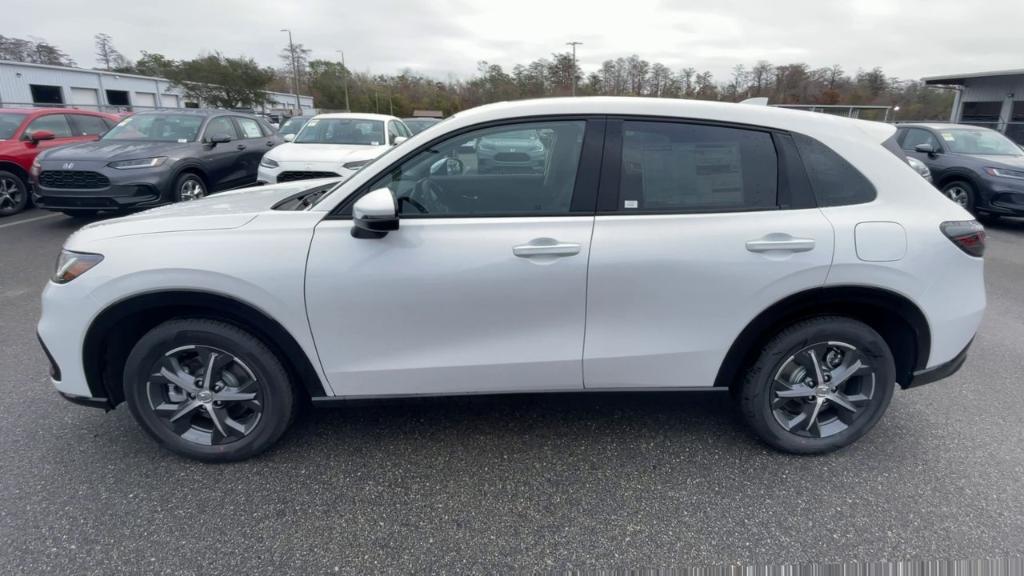 new 2025 Honda HR-V car, priced at $31,305