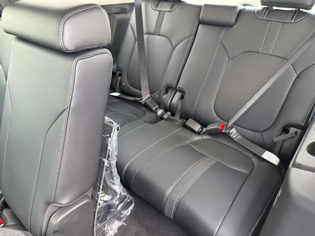 new 2025 Honda Pilot car, priced at $51,505
