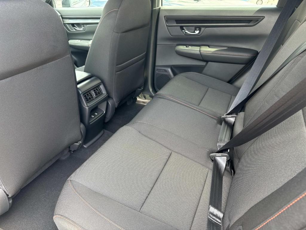 new 2026 Honda CR-V Hybrid car, priced at $37,025