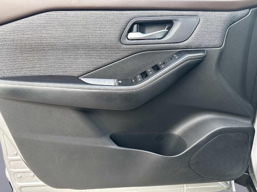 used 2023 Nissan Rogue car, priced at $17,995