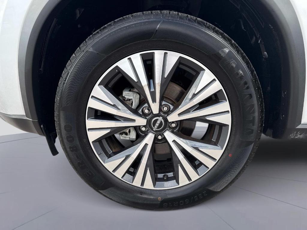 used 2023 Nissan Rogue car, priced at $17,995