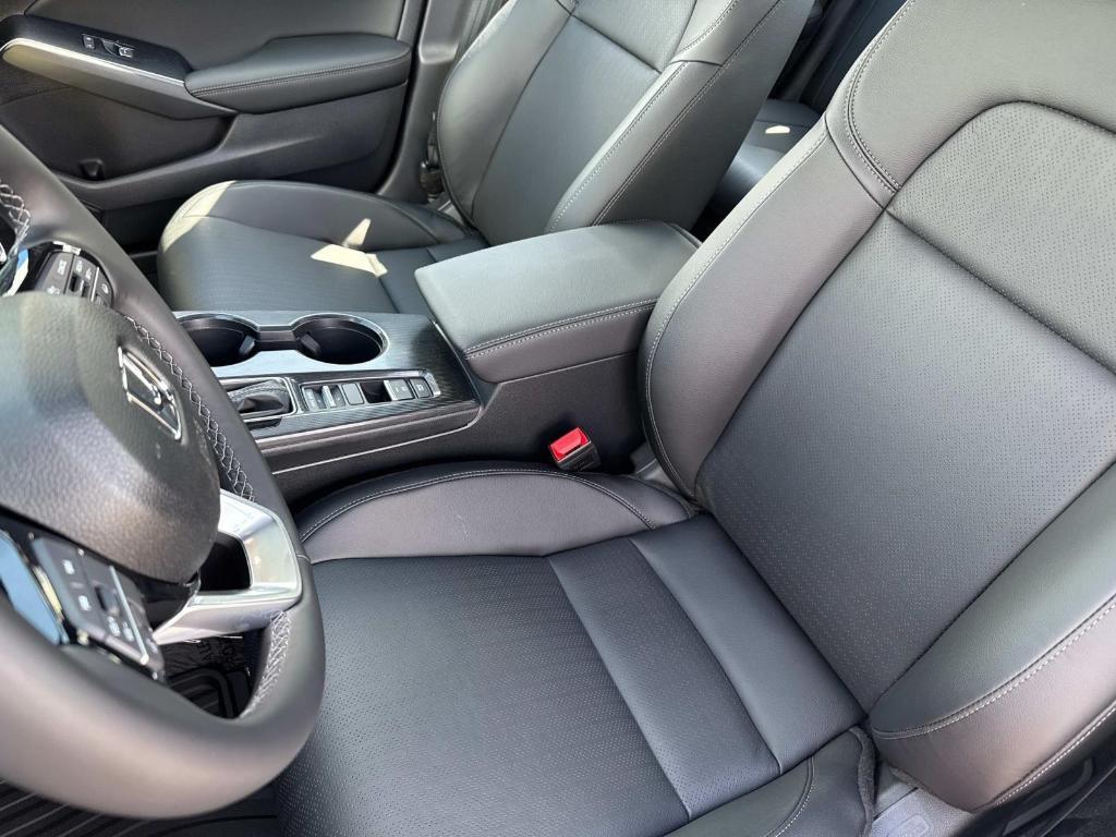 new 2025 Honda Civic Hybrid car, priced at $33,555