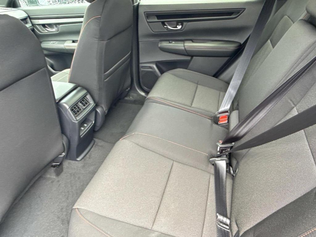 new 2025 Honda CR-V Hybrid car, priced at $38,000
