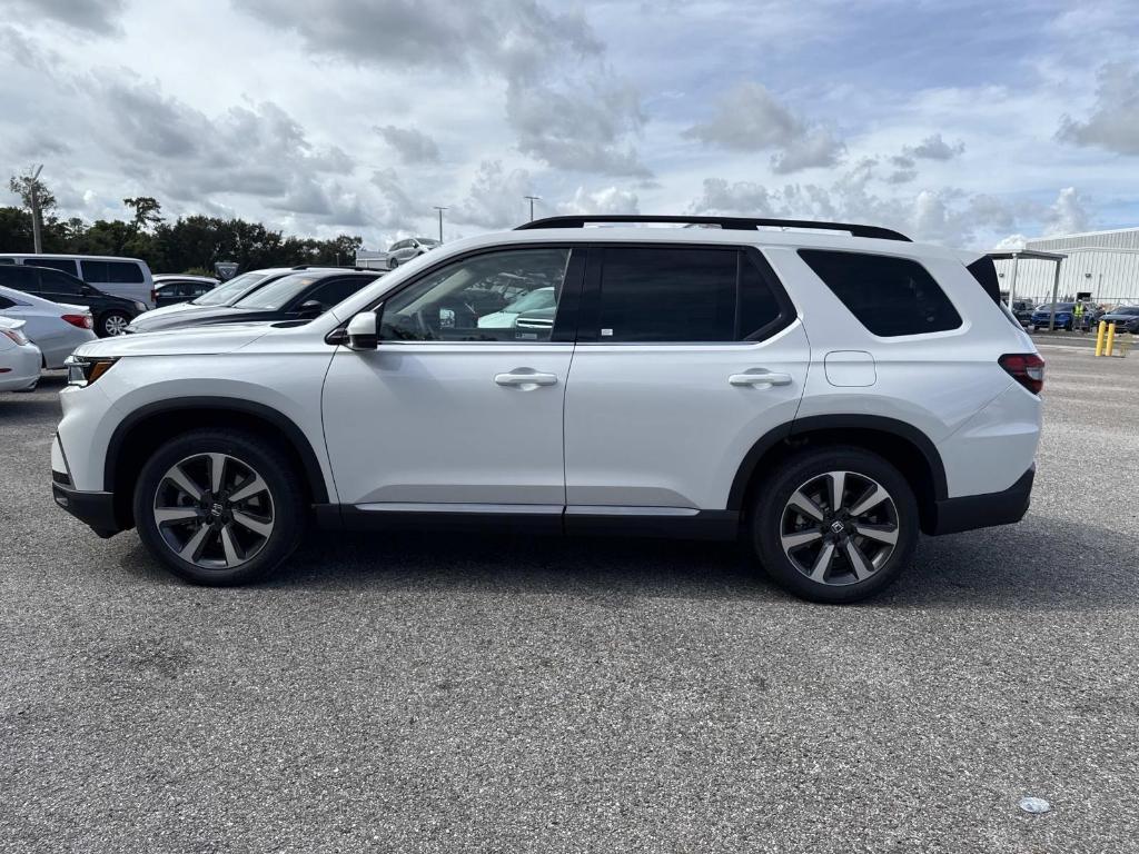 new 2025 Honda Pilot car, priced at $49,450