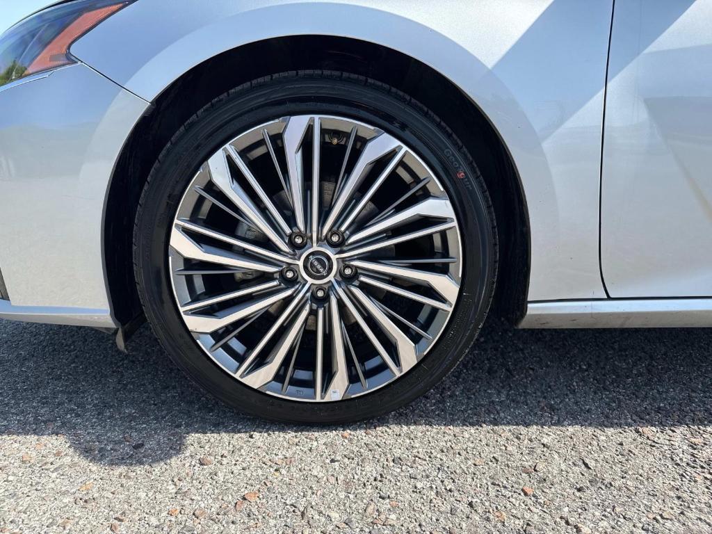 used 2023 Nissan Altima car, priced at $23,494