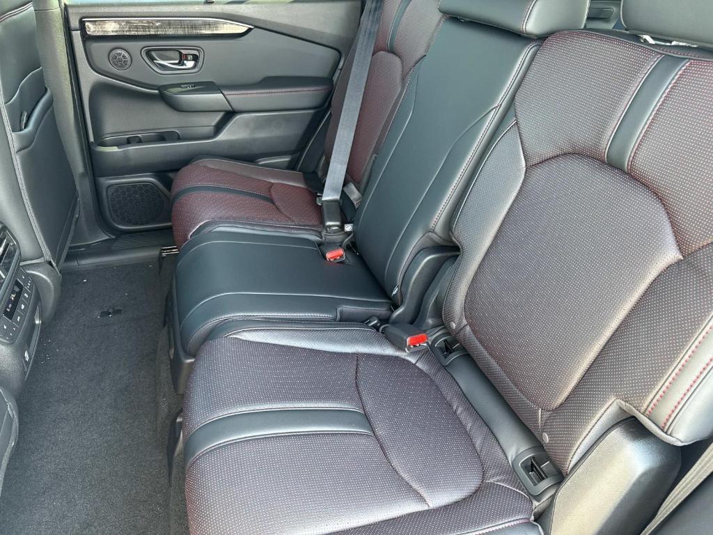new 2025 Honda Pilot car, priced at $56,485