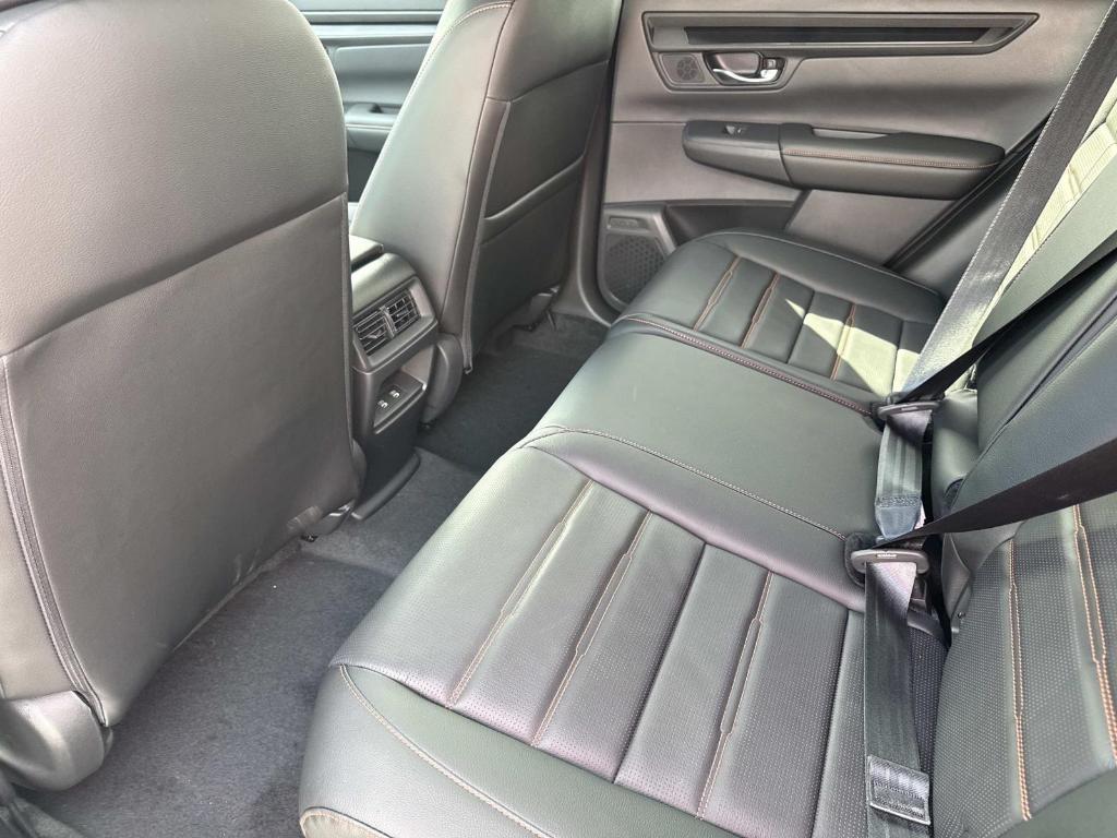 new 2026 Honda CR-V Hybrid car, priced at $40,175