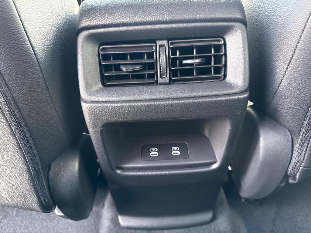 new 2026 Honda CR-V Hybrid car, priced at $40,175