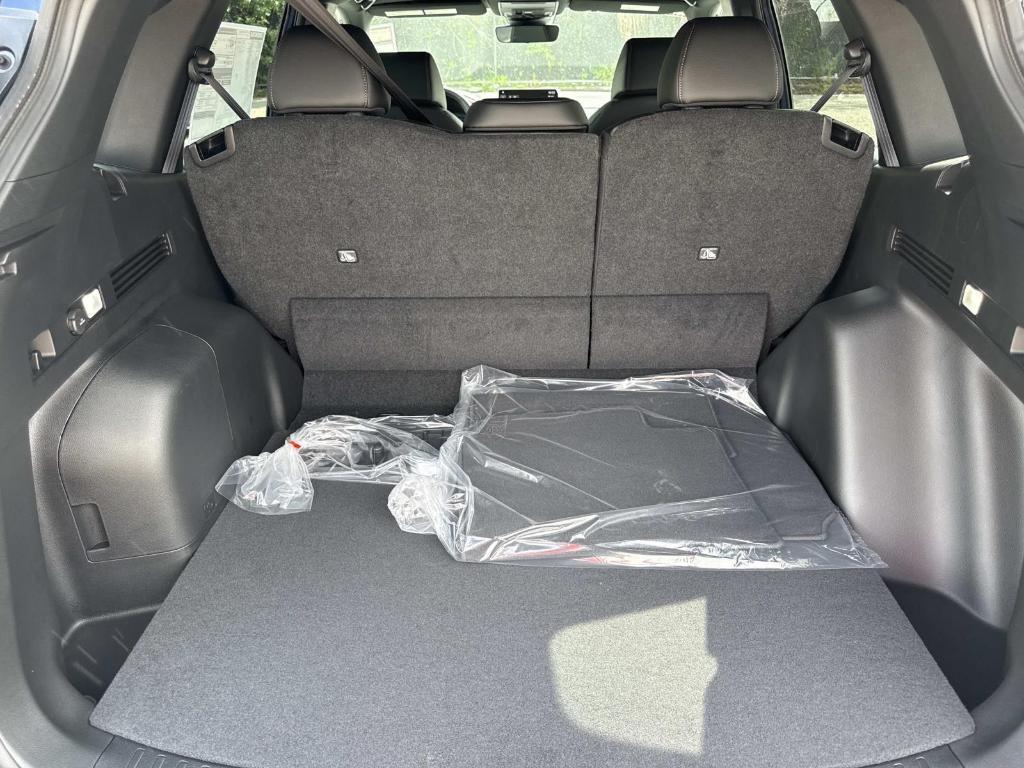 new 2026 Honda CR-V Hybrid car, priced at $40,175