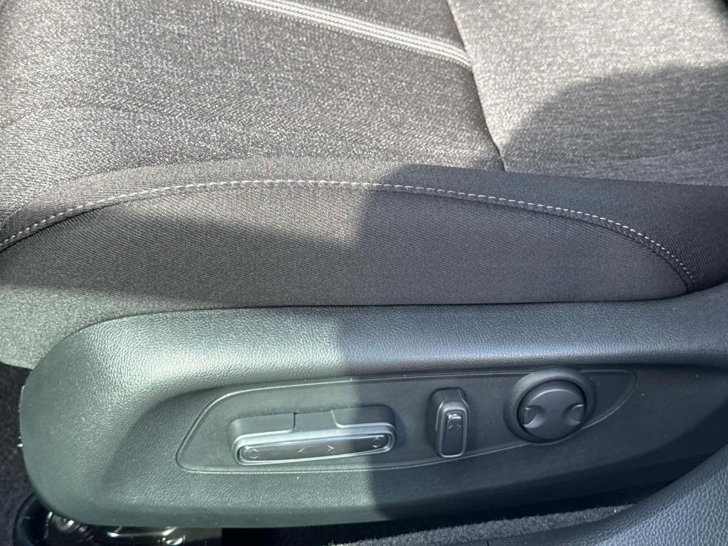 new 2025 Honda Accord Hybrid car, priced at $35,305