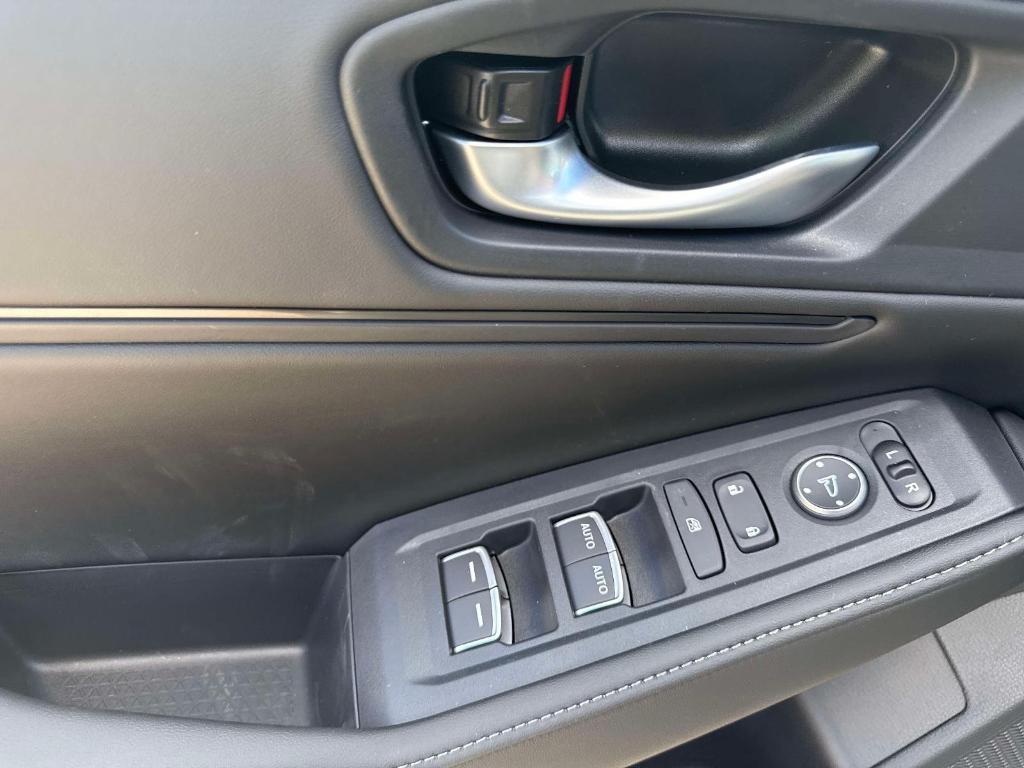 new 2025 Honda Accord Hybrid car, priced at $35,305