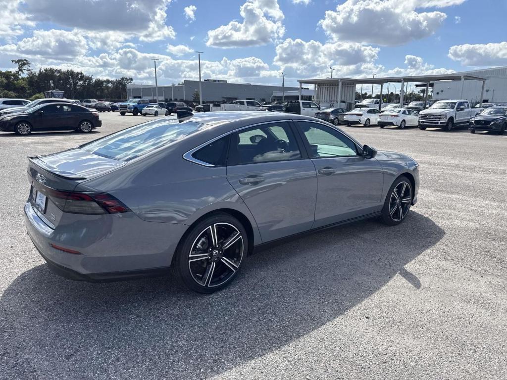 new 2025 Honda Accord Hybrid car, priced at $35,305
