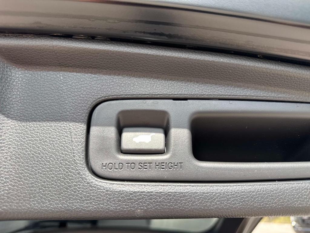 used 2023 Honda CR-V car, priced at $27,994