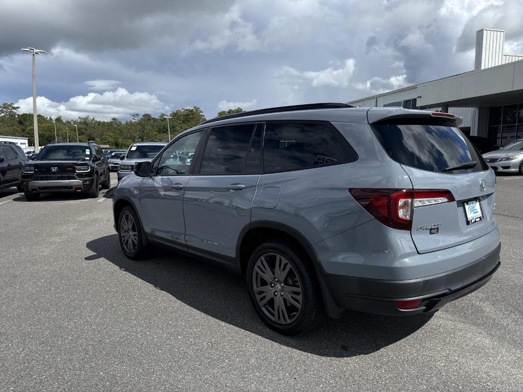 used 2022 Honda Pilot car, priced at $26,995