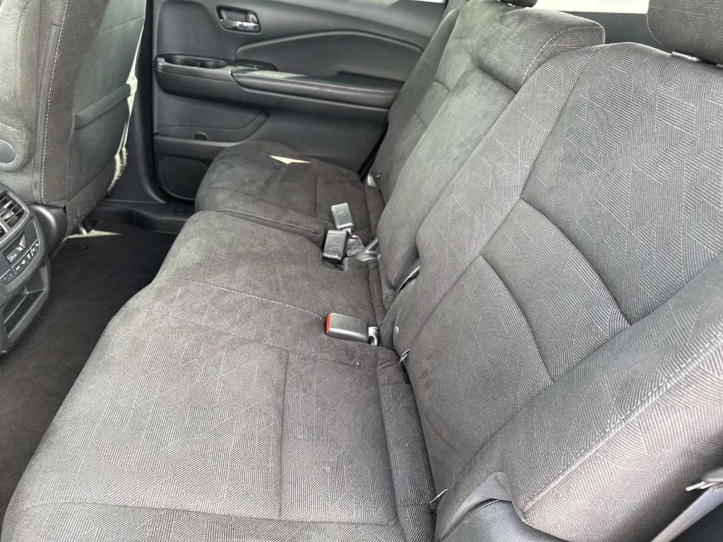 used 2022 Honda Pilot car, priced at $26,995