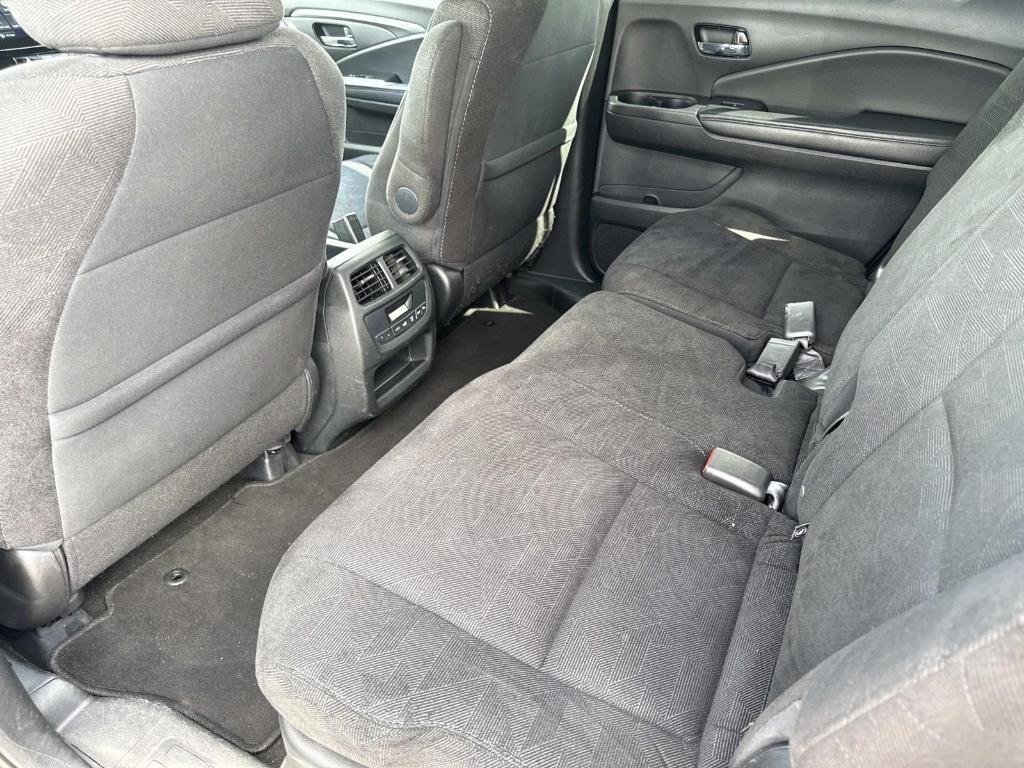 used 2022 Honda Pilot car, priced at $26,995