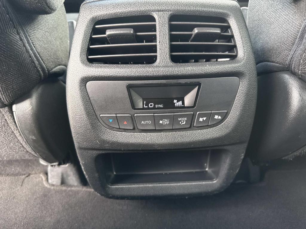 used 2022 Honda Pilot car, priced at $26,995