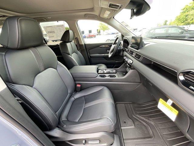 new 2025 Honda Pilot car, priced at $51,505