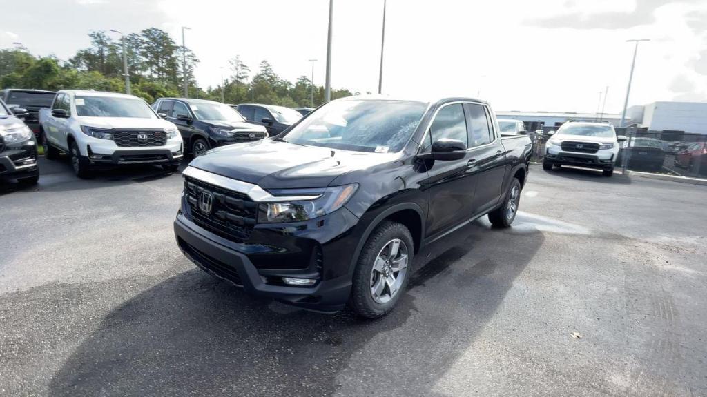 new 2025 Honda Ridgeline car, priced at $44,625