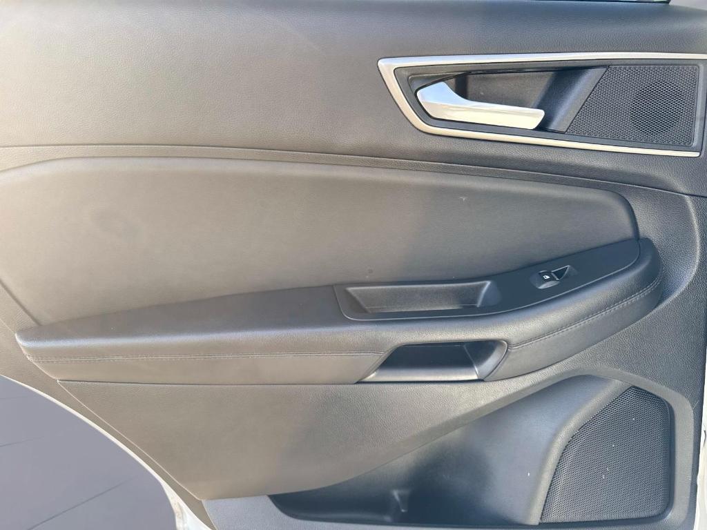 used 2024 Ford Edge car, priced at $19,995