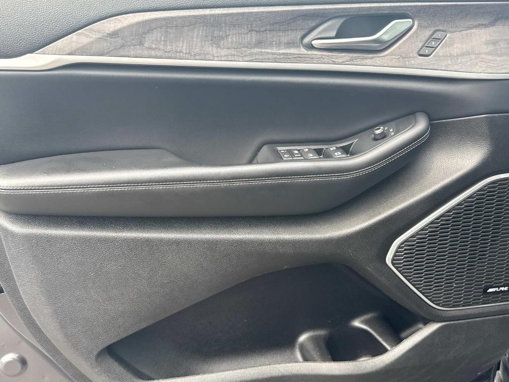 used 2023 Jeep Grand Cherokee 4xe car, priced at $23,995