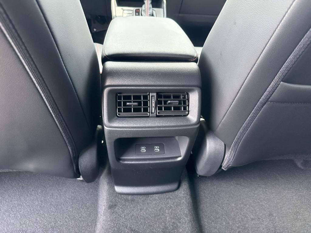 new 2025 Honda CR-V Hybrid car, priced at $39,500