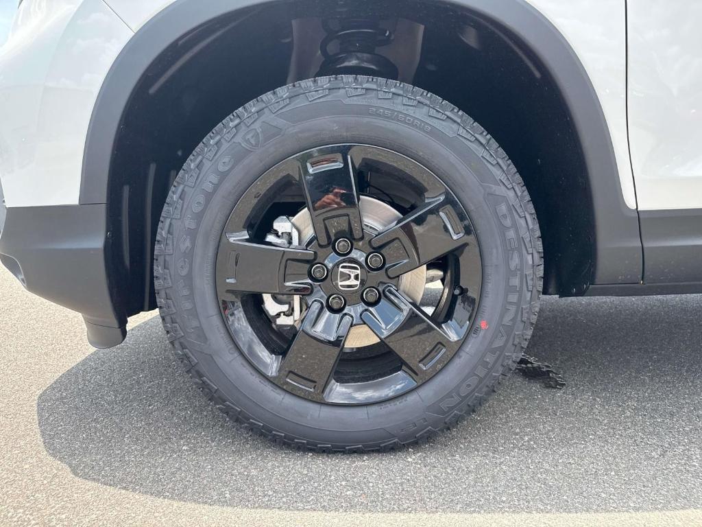 new 2025 Honda Ridgeline car, priced at $47,405