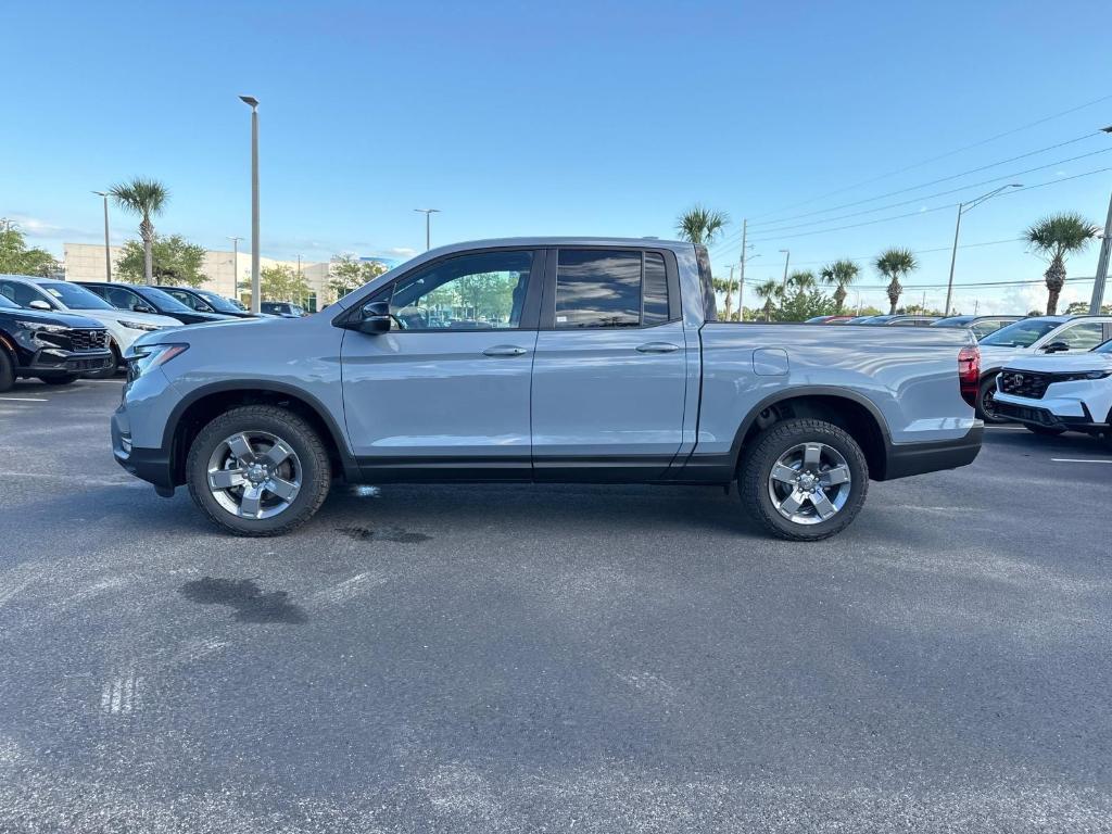 new 2025 Honda Ridgeline car, priced at $45,785