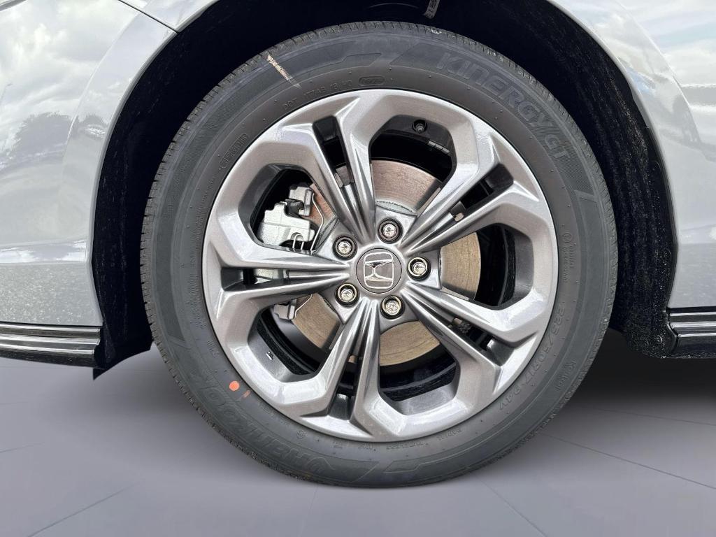 new 2025 Honda Accord Hybrid car, priced at $36,545