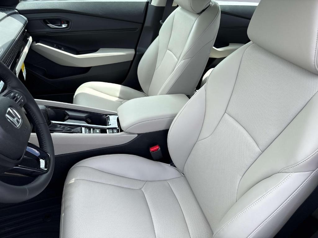 new 2025 Honda Accord Hybrid car, priced at $36,545