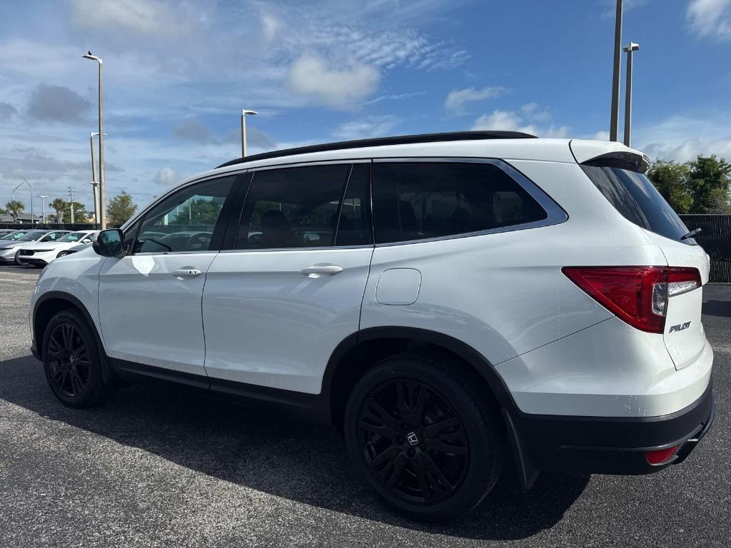 used 2022 Honda Pilot car, priced at $28,994