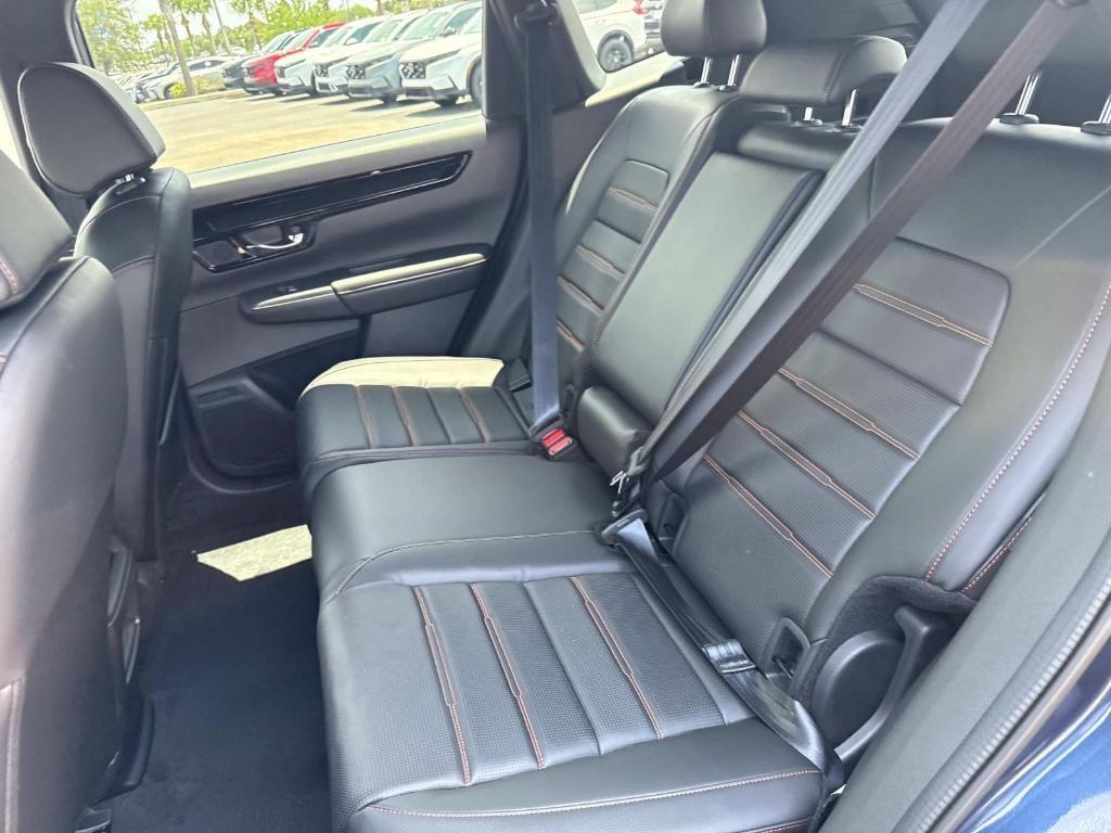 new 2025 Honda CR-V Hybrid car, priced at $42,492