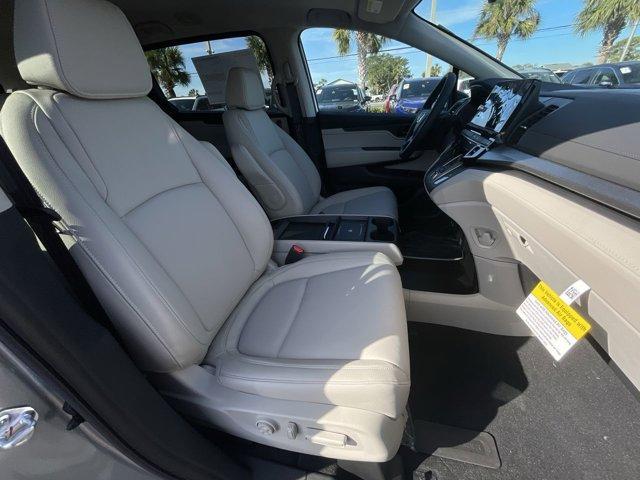 new 2025 Honda Odyssey car, priced at $43,670