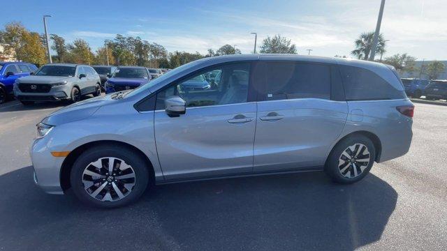 new 2025 Honda Odyssey car, priced at $43,670